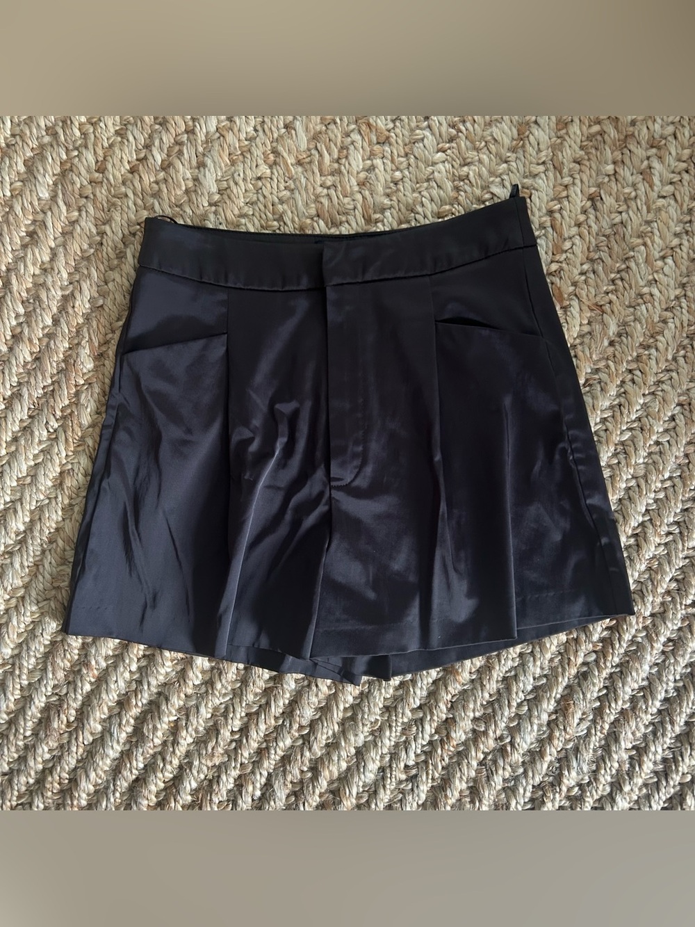 Zara Satin High Rise Pleated Shorts Size S Brow Tailored Minimalist